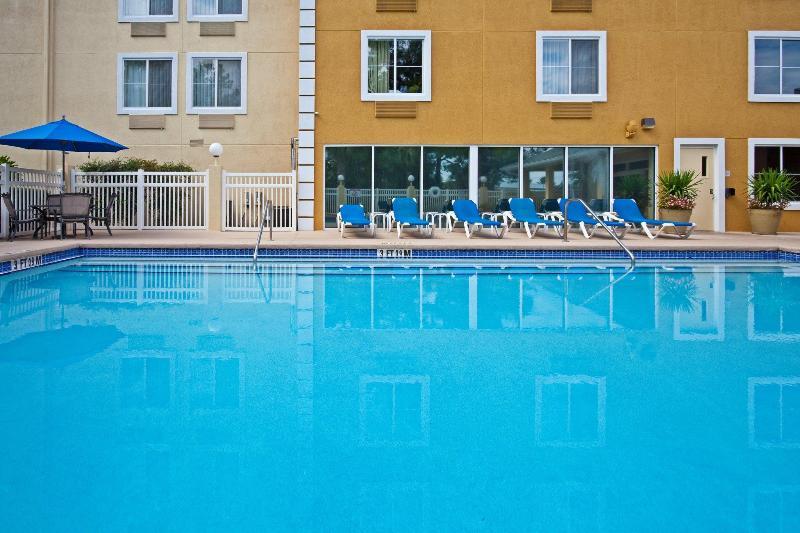 Holiday Inn Express Hotel & Suites Gainesville By Ihg Luaran gambar