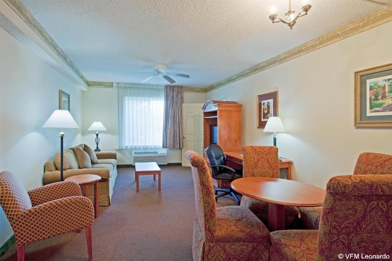 Holiday Inn Express Hotel & Suites Gainesville By Ihg Luaran gambar