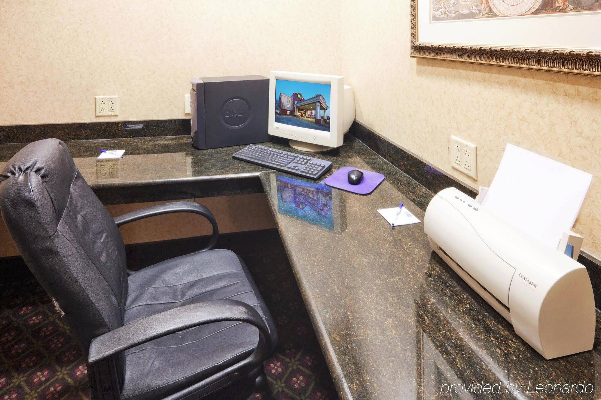 Holiday Inn Express Hotel & Suites Gainesville By Ihg Luaran gambar